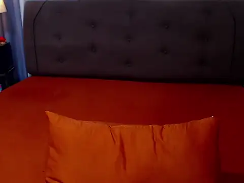 amalia92 online show from December 17, 9:04 am