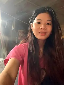 Snapshot of ninixinh chatting on October 26, 2:17 am ninixinh online show from October 26, 2:17 am