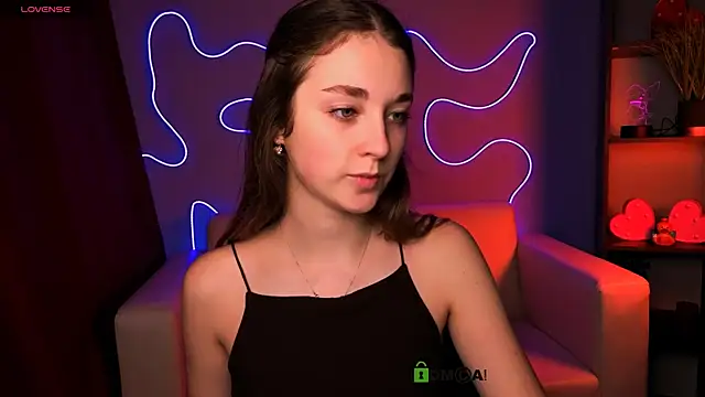 alisabliss online show from December 19, 8:05 pm