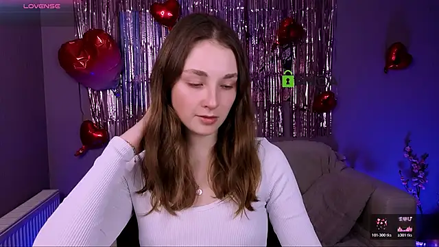 alisabliss online show from February 19, 8:05 pm