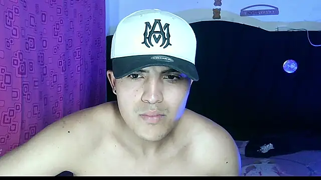 ReferredArtwork online show from November 21, 9:02 pm