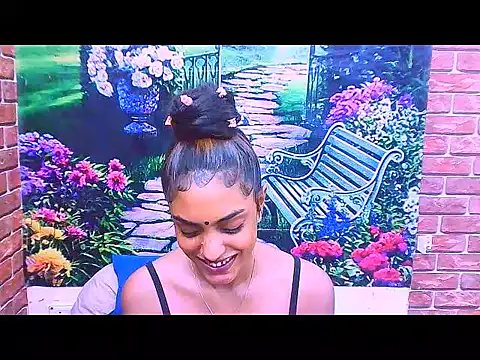 Snapshot of IndianPretty1 chatting on November 3, 5:20 am IndianPretty1 online show from November 3, 5:20 am