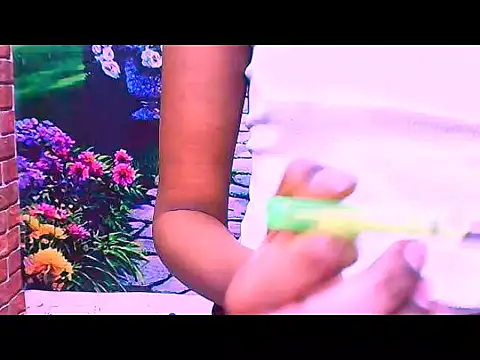 Snapshot of IndianPretty1 chatting on November 12, 5:08 am IndianPretty1 online show from November 12, 5:08 am