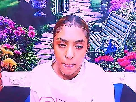 Snapshot of IndianPretty1 chatting on November 16, 5:13 am IndianPretty1 online show from November 16, 5:13 am