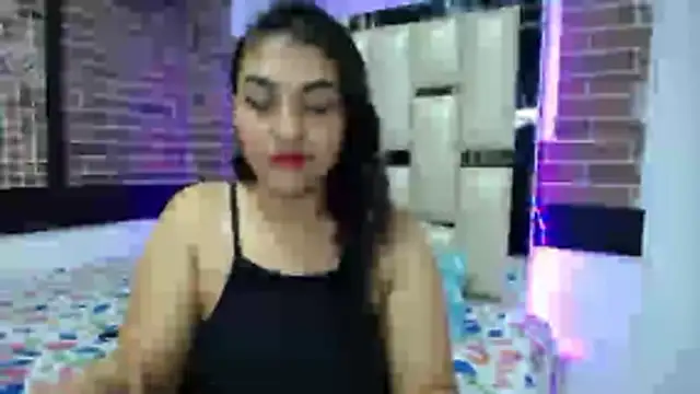 Snapshot of yuliet_latin69 chatting on December 19, 1:29 pm yuliet latin69 online show from December 19, 1:29 pm