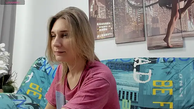 Tenderly Sophie online show from January 10, 1:18 am