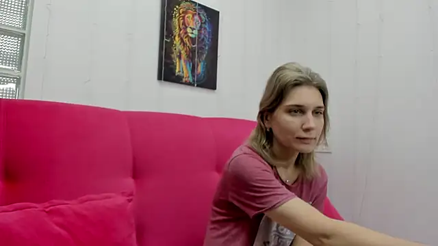 Tenderly Sophie online show from February 5, 1:21 am