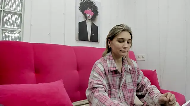 Tenderly Sophie online show from February 12, 1:33 am