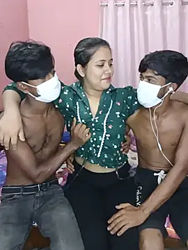 CoupleShow 432 online show from June 20, 10:07 am