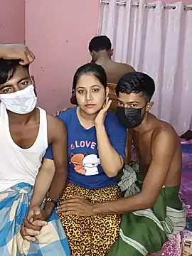CoupleShow 432 online show from June 25, 7:51 pm