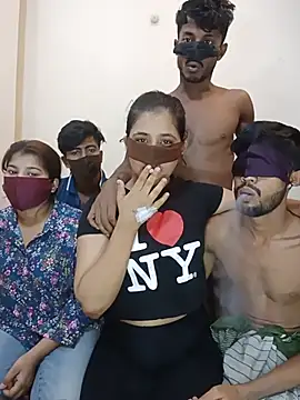 CoupleShow 432 online show from July 31, 3:39 am