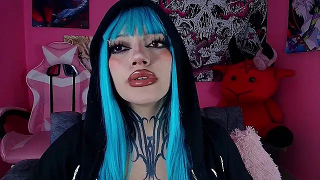 GothGaby online show from May 15, 11:45 pm