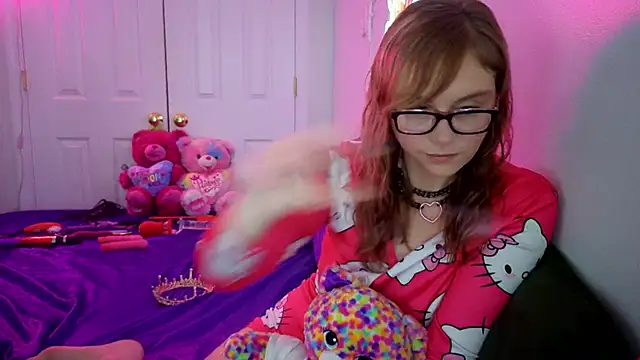 daddysprincess731 online show from April 26, 11:35 pm