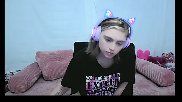 daddysprincess731 online show from June 4, 11:33 pm
