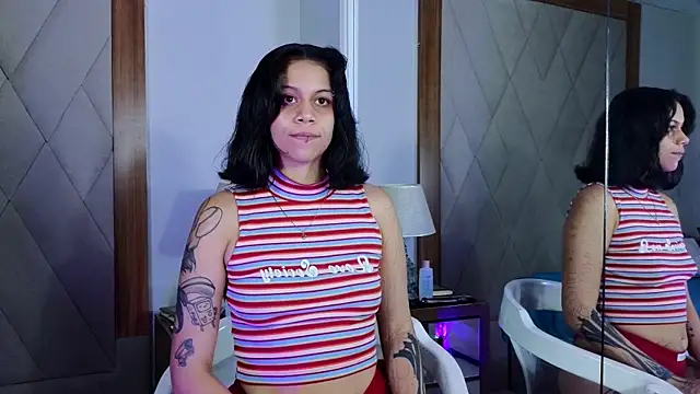 Snapshot of Athenea_sky_ chatting on November 6, 3:46 pm Athenea sky online show from November 6, 3:46 pm