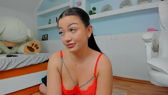 juliexxx online show from May 9, 2:11 pm