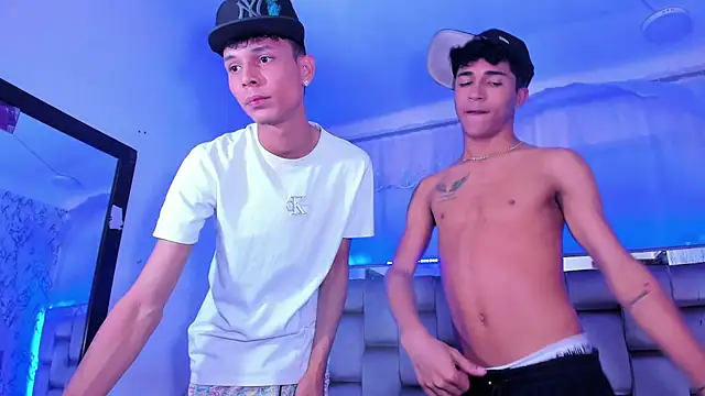 Snapshot of boyswantingplay chatting on November 26, 10:27 am boyswantingplay online show from November 26, 10:27 am