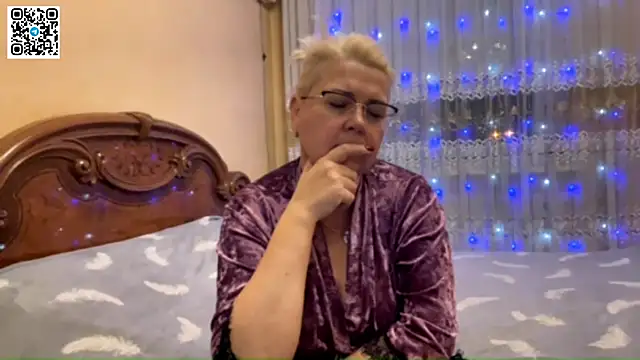 Snapshot of Galatea_2025 chatting on December 22, 5:10 pm Galatea 2025 online show from December 22, 5:10 pm