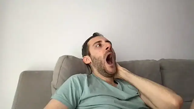 LukaShyGuy online show from June 5, 8:31 am