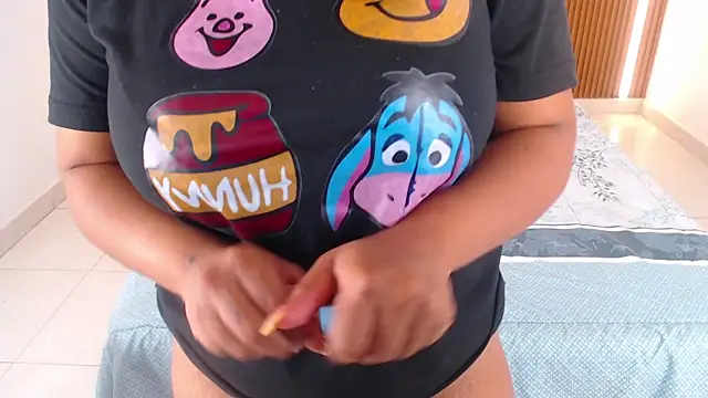 rosselyn  online show from March 17, 12:19 pm