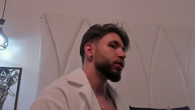 Snapshot of JACKSON_STIFLER chatting on January 6, 10:56 pm JACKSON STIFLER online show from January 6, 10:56 pm