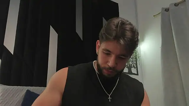 Snapshot of JACKSON_STIFLER chatting on February 1, 1:04 am JACKSON STIFLER online show from February 1, 1:04 am