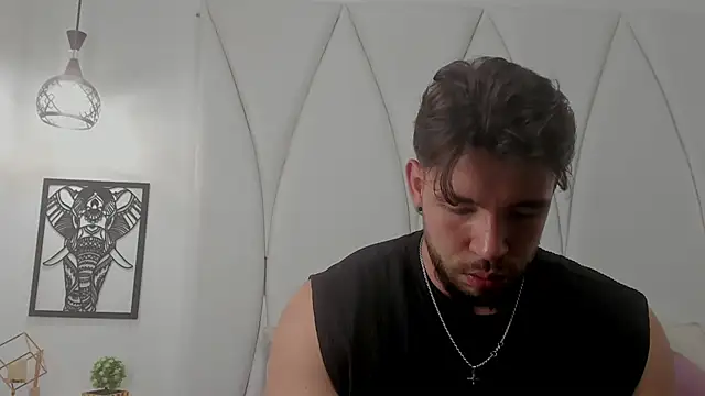 Snapshot of JACKSON_STIFLER chatting on February 17, 11:55 pm JACKSON STIFLER online show from February 17, 11:55 pm