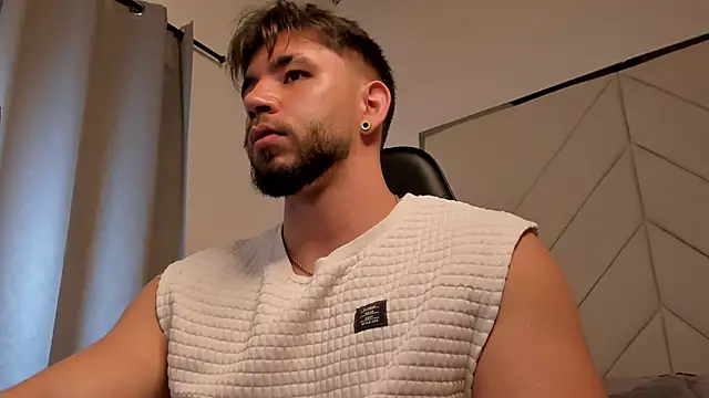 Snapshot of JACKSON_STIFLER chatting on March 27, 12:49 pm JACKSON STIFLER online show from March 27, 12:49 pm