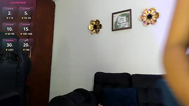 Amira princess online show from October 28, 7:05 pm