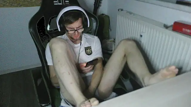 Snapshot of StephPra94 chatting on June 14, 9:50 pm StephPra94 online show from June 14, 9:50 pm