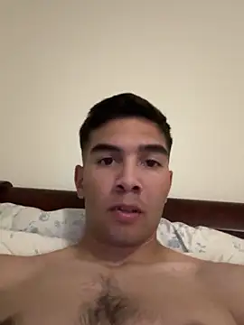 Snapshot of YoungNhorny2004 chatting on November 4, 12:43 am YoungNhorny2004 online show from November 4, 12:43 am