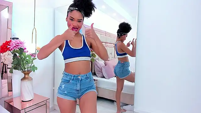 karolebonyy online show from January 17, 5:45 am