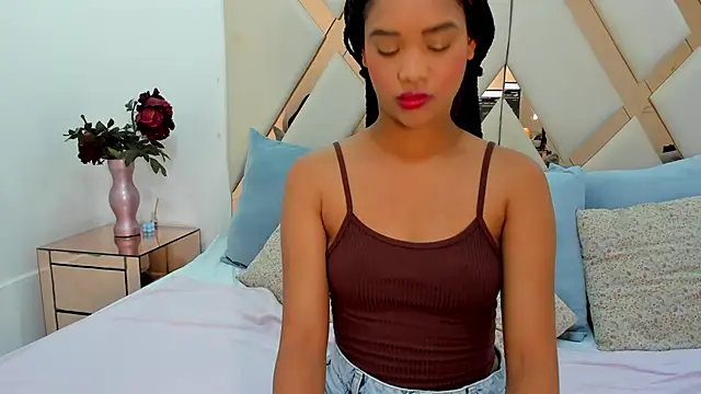 karolebonyy online show from March 2, 5:30 am