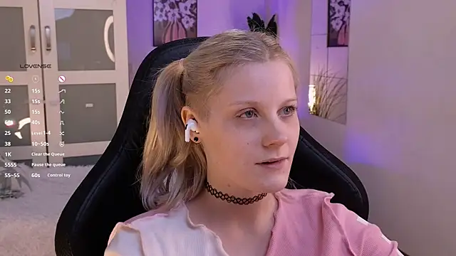 Snapshot of ShineJoan chatting on November 29, 9:07 pm ShineJoan online show from November 29, 9:07 pm