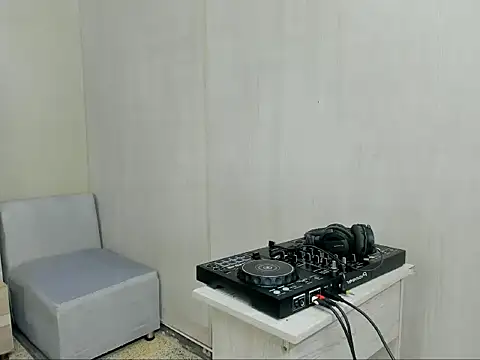 Snapshot of jupiter_333 chatting on November 28, 6:32 pm jupiter 333 online show from November 28, 6:32 pm