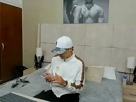 Snapshot of jupiter_333 chatting on December 5, 5:42 pm jupiter 333 online show from December 5, 5:42 pm