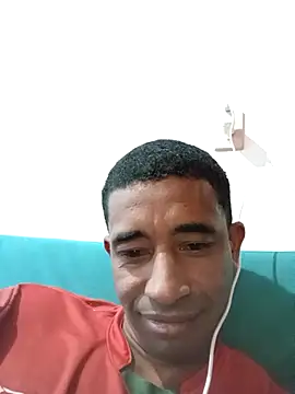 Snapshot of juniordotado87 chatting on November 5, 9:26 pm juniordotado87 online show from November 5, 9:26 pm