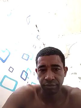 Snapshot of juniordotado87 chatting on November 15, 9:00 pm juniordotado87 online show from November 15, 9:00 pm