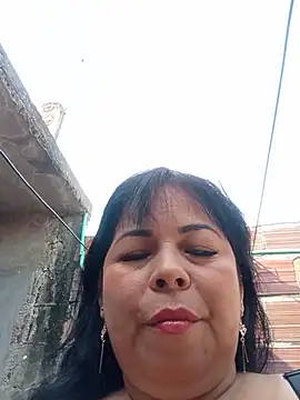 Snapshot of mother2-divorced chatting on June 23, 1:42 pm mother2-divorced online show from June 23, 1:42 pm