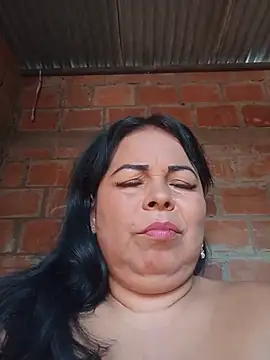 Snapshot of mother2-divorced chatting on July 10, 1:47 pm mother2-divorced online show from July 10, 1:47 pm
