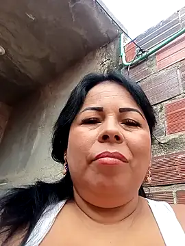 Snapshot of mother2-divorced chatting on July 16, 1:39 pm mother2-divorced online show from July 16, 1:39 pm