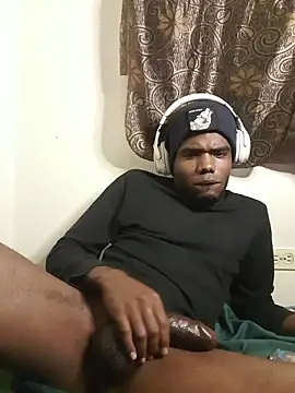 Snapshot of Suamyst_25 chatting on December 1, 9:25 am Suamyst 25 online show from December 1, 9:25 am