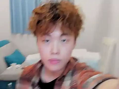 L1kuto online show from October 22, 12:49 pm