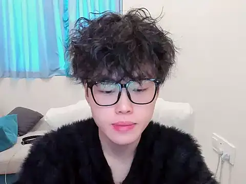 L1kuto online show from November 5, 5:40 am