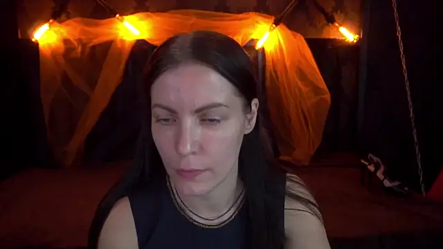 Snapshot of SofieMoons chatting on November 3, 2:18 pm SofieMoons online show from November 3, 2:18 pm