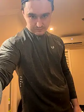 Snapshot of andrenoma427 chatting on October 24, 2:41 am andrenoma427 online show from October 24, 2:41 am