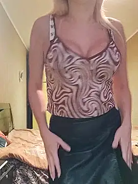 SelinaLovqx online show from December 20, 11:39 am