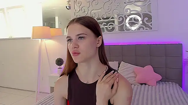 LuisaClover online show from June 30, 5:08 am