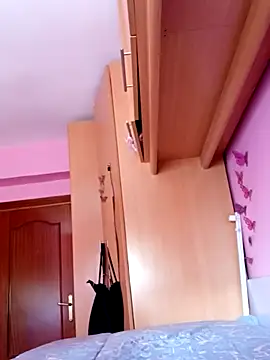 Snapshot of cotoncandyy chatting on December 17, 3:29 pm cotoncandyy online show from December 17, 3:29 pm