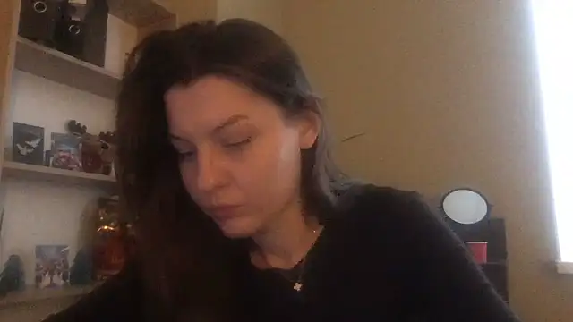 Snapshot of DollyRoma chatting on December 18, 9:37 am DollyRoma online show from December 18, 9:37 am